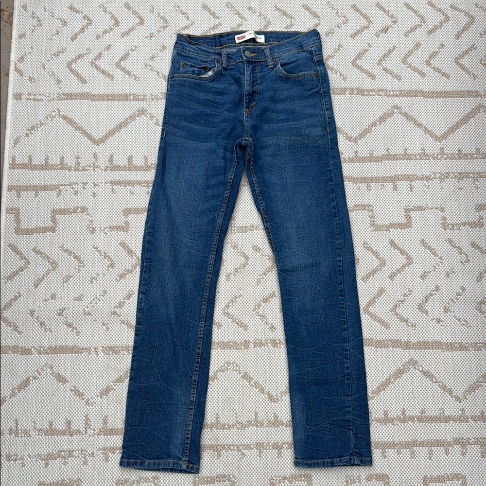 Levi's Classic Blue Jeans with Signature Patch